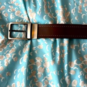 Reversible belt